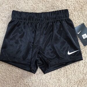 New! Nike girls 6X black athletic shorts.